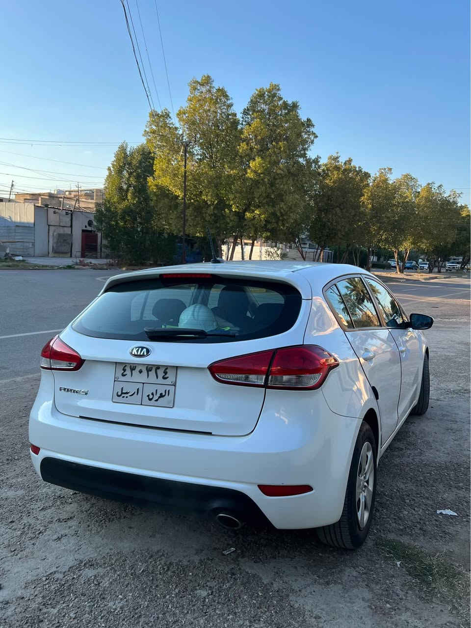 فورتي هاج باك موديل 2016
سيارة جديدة نضيفة على ايدي ماشية 38mil فقط ‼️
محرك 2000 gdi
وارد امريكي 
ضررها 
باب السايق مبدل + جاملغ مصبوغ
تخم تاير جديد
دوشمة داخل جديد
تبريد ثلج 
سيارة كاملة مابيه اي نقص 
اشاير بالمري
مسند متحرك
تحكمات ستيرن
نظام ايكو
رقم اربيل 
السعر 108 ورقة وبيه مجال للشراي 
مكانها بغداد - العامرية 
للتواصل - *********** 
واتساب الاسكندرية, مصر
