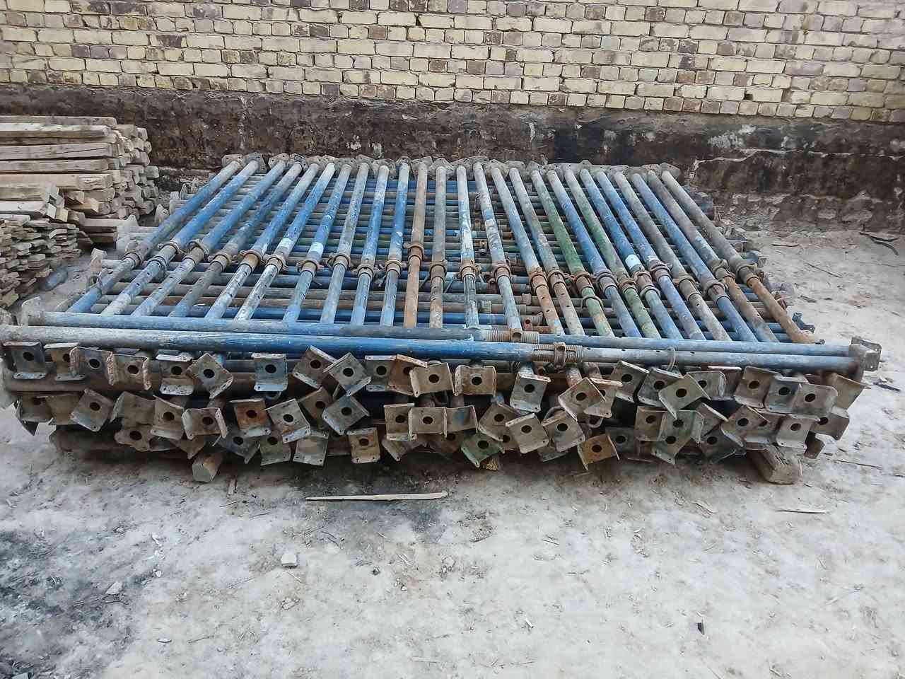 السلام عليكم جكات للبيع حاضن تركي الاصلي سن خشن حرف ال Q العدد (١٦٠)العنوان حله ***********
