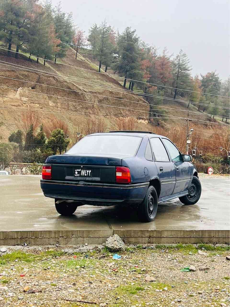 بەلاش بەلاش ماشەئلڵە مەکینە ١٨ی دژە فیتەر
***********
سڵاوی خوای گەوروتان لێ بێت بۆ ئەمجارەیان ماشەئلڵە چیم بۆتان هێناوە ماڵی فەقیر 
ئۆپڵ ڤیکترای سندوق ساخ موس و بڕاوەی بە شەرتە  مەکینە ١٨ی مەڕخوبی دژەفیتەر دەنگ و دوکەڵ بوخاری بە شەرت مۆدیل ٩٢ ی سڵایتە سەیارەکە بۆیاخی زۆر کەم هەیە دەرەجە یەک تەنجیلی لەسەرە گەرمی فڵچە لایت هەتا گێچی بەنزینیشی مەزبوت ئیش دەکات کارەبایاتی هەموی مەزبوتە دەحامی بۆ دەحامی بەشەرت و بە زەمان دەیفرۆشم
پاش و پێشی کامل توند کراوەتەوە لێخوڕینی زۆر خۆشە و بە هەڵمەتە بەنزینی زۆر کەم دەخوات سحرەکەی زۆر هەرزانە پارەی ماتۆڕێ
تەنها و تەنها ١٢ قوفڵی
ناونیشان قەلادزێ
*********** بشدار, السليمانية
