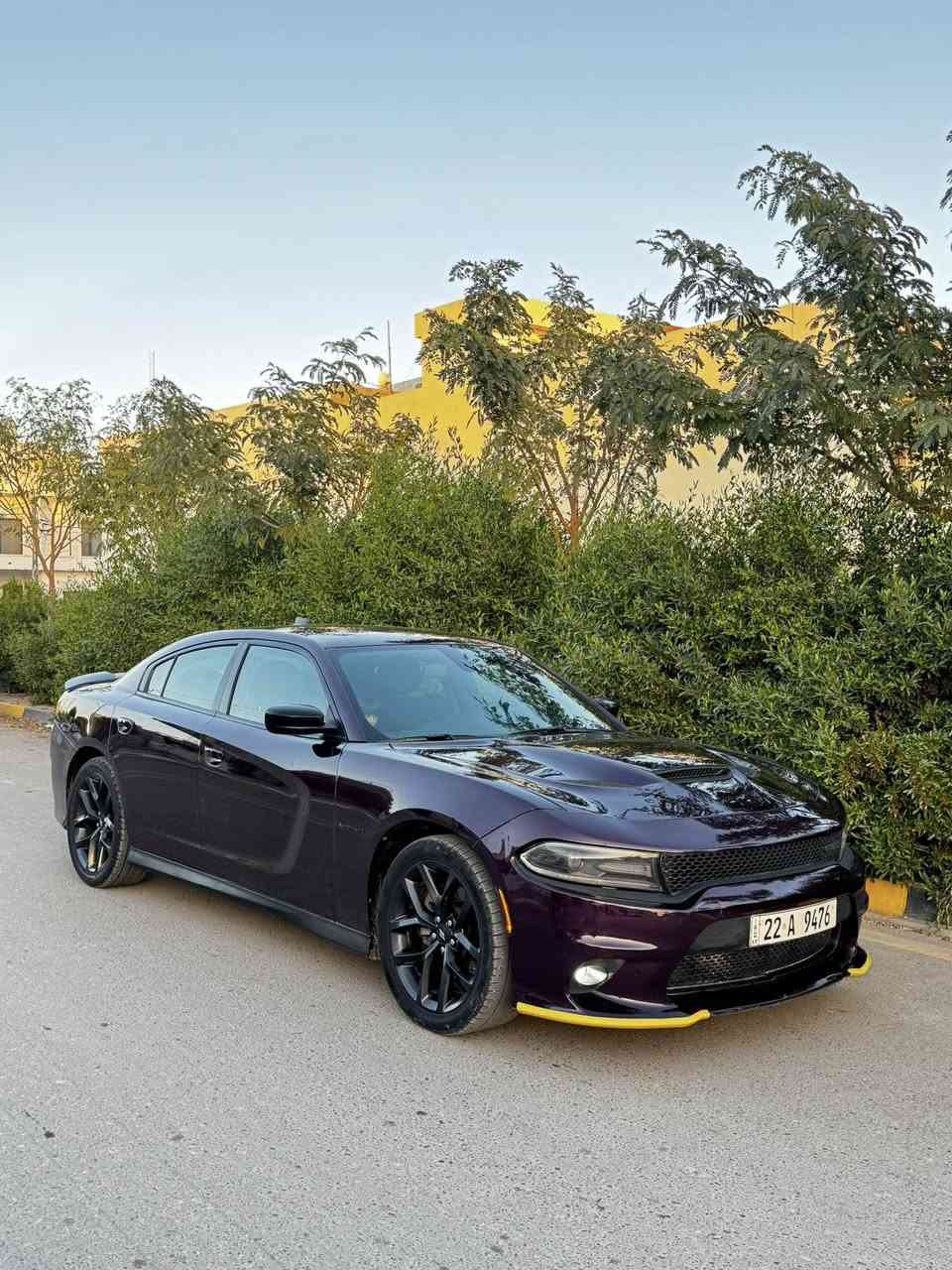 دوج جارجر 21 RT لون بنفسجي مميز 
حادثه جداً خفيف باب خلفي و بنيد سرقه 
بجم و خلف كبس بدون ارباك 
ماشي 55 ميل
دينار مصرف مابي
سعر :240 ومجال قليل 
مكان السياره كركوك ***********
