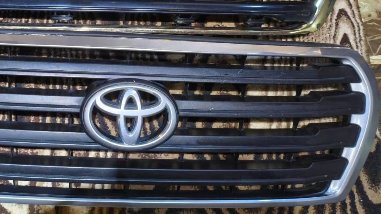 عندي شباك عدد ٢ لاندگروز نظيفات جداً سعر الواحد ٦٥ ألف بغداد الجديدة ***********
