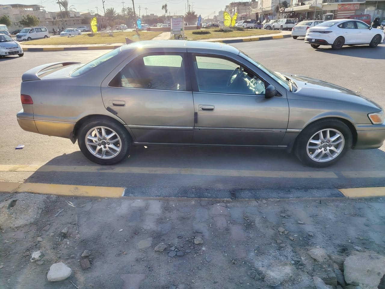 البيع كامري فتحه موديل 2000مكفوله من ضرب وتبديل صبغ جماليه فقط جاهزه من كلشي مابيه اي نقص سعر 80وبيه مجال راعي سنويه كربلاء رقم قادسيه انكليزي ***********
