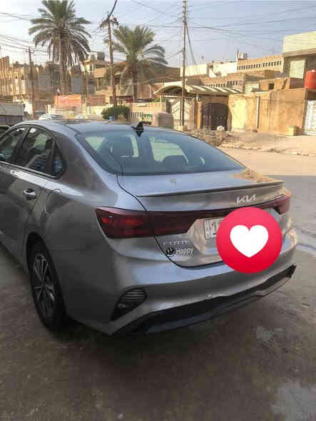 كيا فورتي ٢٤ نص فوال بدون تبديل وصبغ حتى بدنه مالتها يبراك ستيرن فقط سياره شهداء مرقمه سياره احلى من صور بغداد الامين الثانيه السعر ١٥٥ وبيها مجال صار شهرين من داخله سياره ***********
***********
