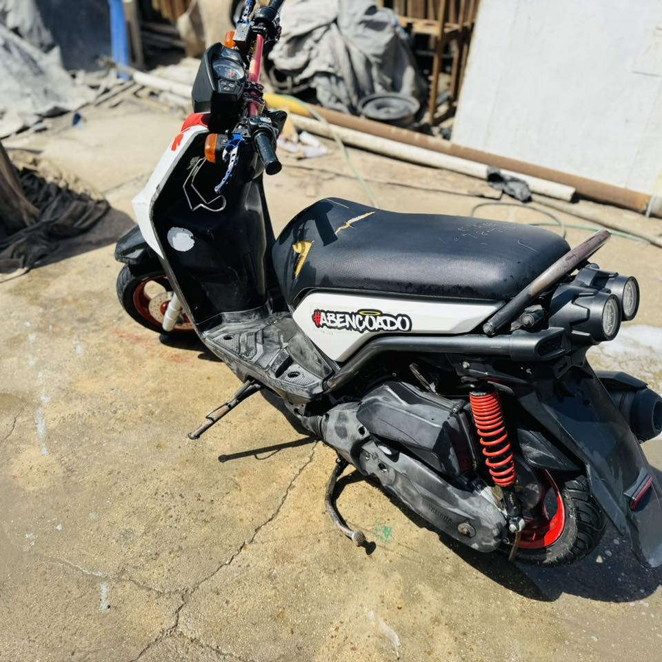 دراجه سكنس جبلي
العنوان: بغداد حي اور
السعر: 850بيها مجال 
الرقم:        ***********
