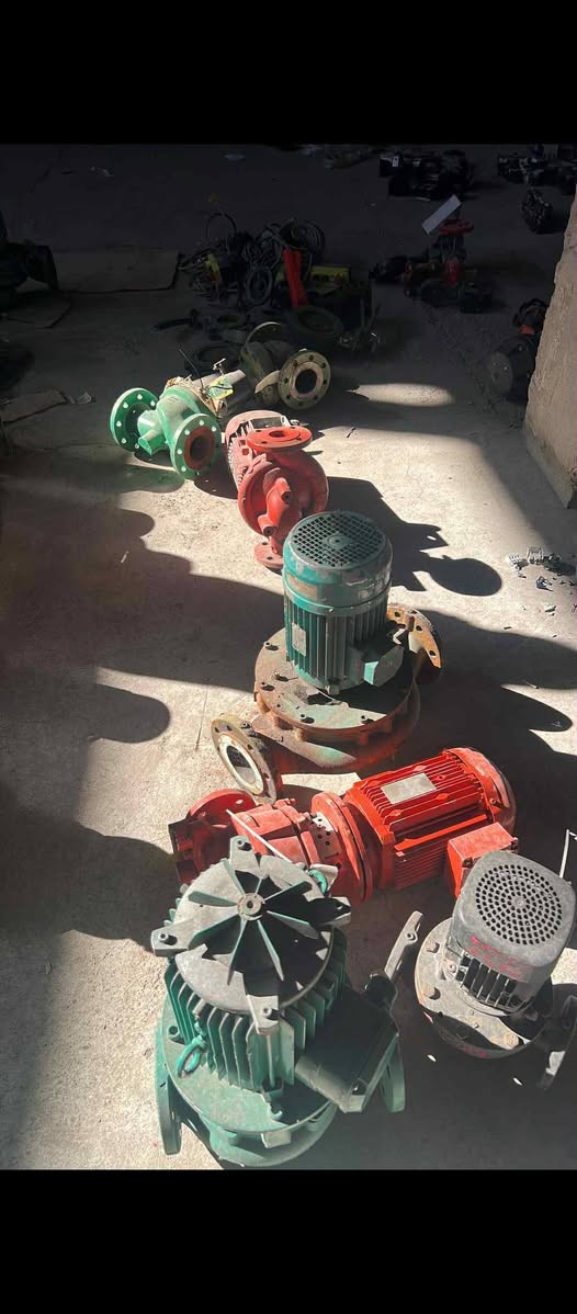 السلام عليكم كما واضح من الصور هاي المواطير وبأسعار مناسبه وبضاعه اوربيه كله ألماني شنو اليعجبكم موجود نفضل المواطير الزغار كلهم شلعه نبيعم كله شرط الفحص والشغل ربي يرزق الجميع *********** مكاني السماوه ام العصافير
