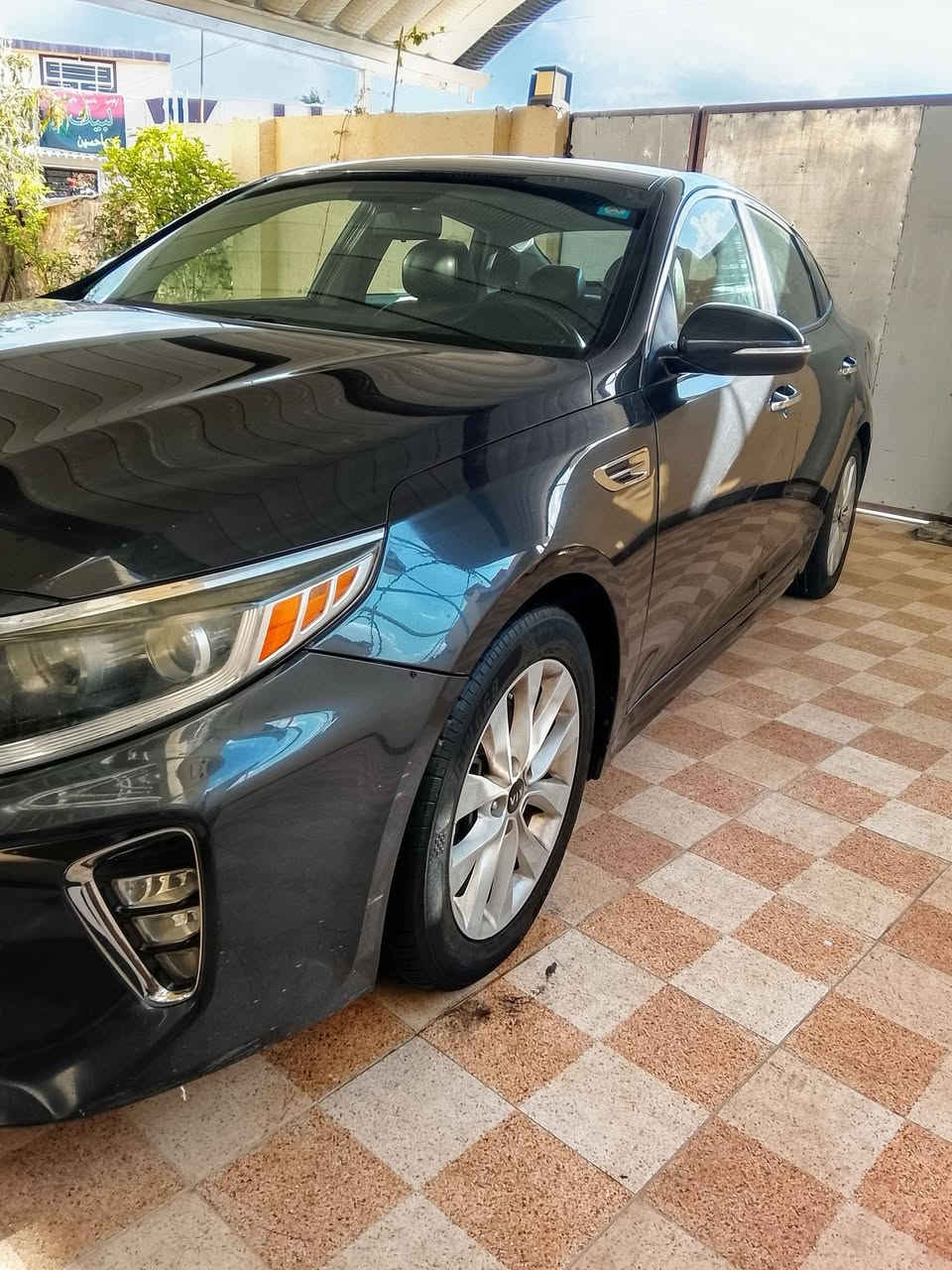 سلام عليكم اوبتماs موديل 2018 وارد امريكي حادثه فقط دعاميه خلفيه وبيها كلير جاملغ خلفي وباب مكفوله من الصبغ والتبديل ليبل واحد 
محرك كير شركه حداديه كهربائيات كل بلادي 
رقم بغداد بسمي السعر 122 مكاني بابل محاويل   *********** // ***********
