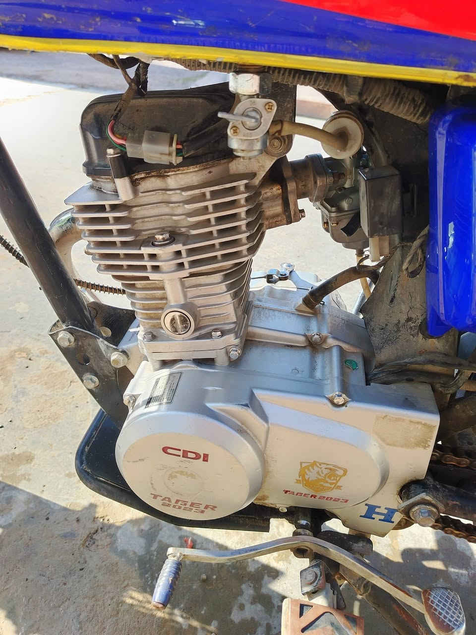 تايكر 23 مرقم كامل رقم نينوى محرك ما مفتوح
السعر مليون و 600


**إذا كنت صاحب هذا الإعلان وتريد حذفه لأي سبب، رجاءا أرسل رسالة إلى الدعم الفني**