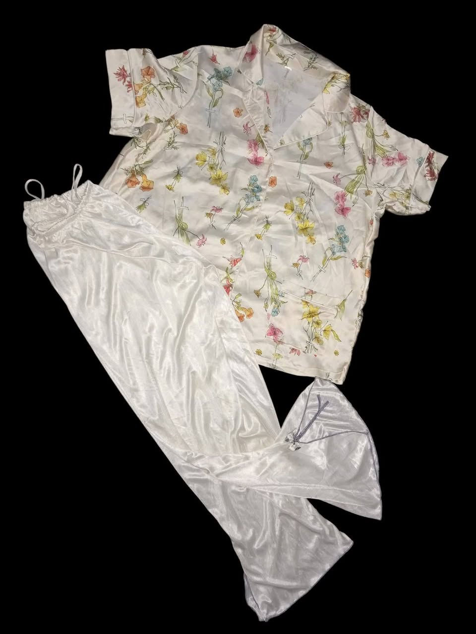 يالله نموذج من بضاعتنا(تراك نسائي بناتي سعره الف)
شرط نظافه ١٠٠%
وفحص الطلب أمام المندوب 
يوميا بث ب١ونص


**إذا كنت صاحب هذا الإعلان وتريد حذفه لأي سبب، رجاءا أرسل رسالة إلى الدعم الفني**