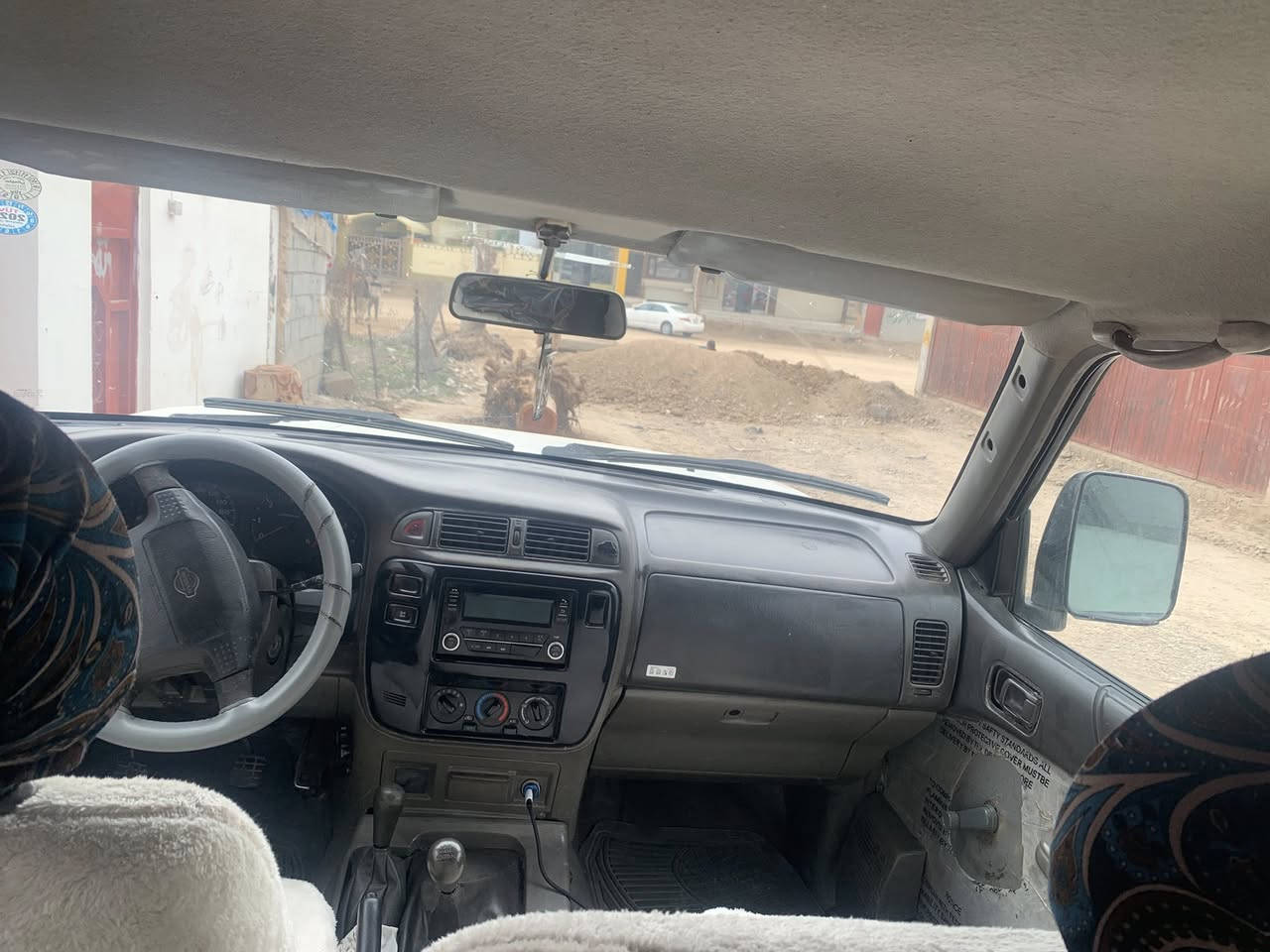 سلام و علیکم
نیسان پاتڕۆڵ 2001 کوێر کراوە بە محسەن  سیستەمی بانزین و غازی بۆ دانراوە سەیارەکە جایزەو ماڵی دۆستە   ڕەقەم سلێمانیەو ڕەقەمی تازە کراوەتەوە و سەیارەکه چوار پارچەی بۆیاغ نیە من به حیزام ئەیفرۆشم  چوار تایەی لۆکی بۆ بەسراوەو کامل جایز کراوە 

نرخی 65 گەڵاو مەعمەلەیەکی برایان 
شوێن کەلار 
***********
