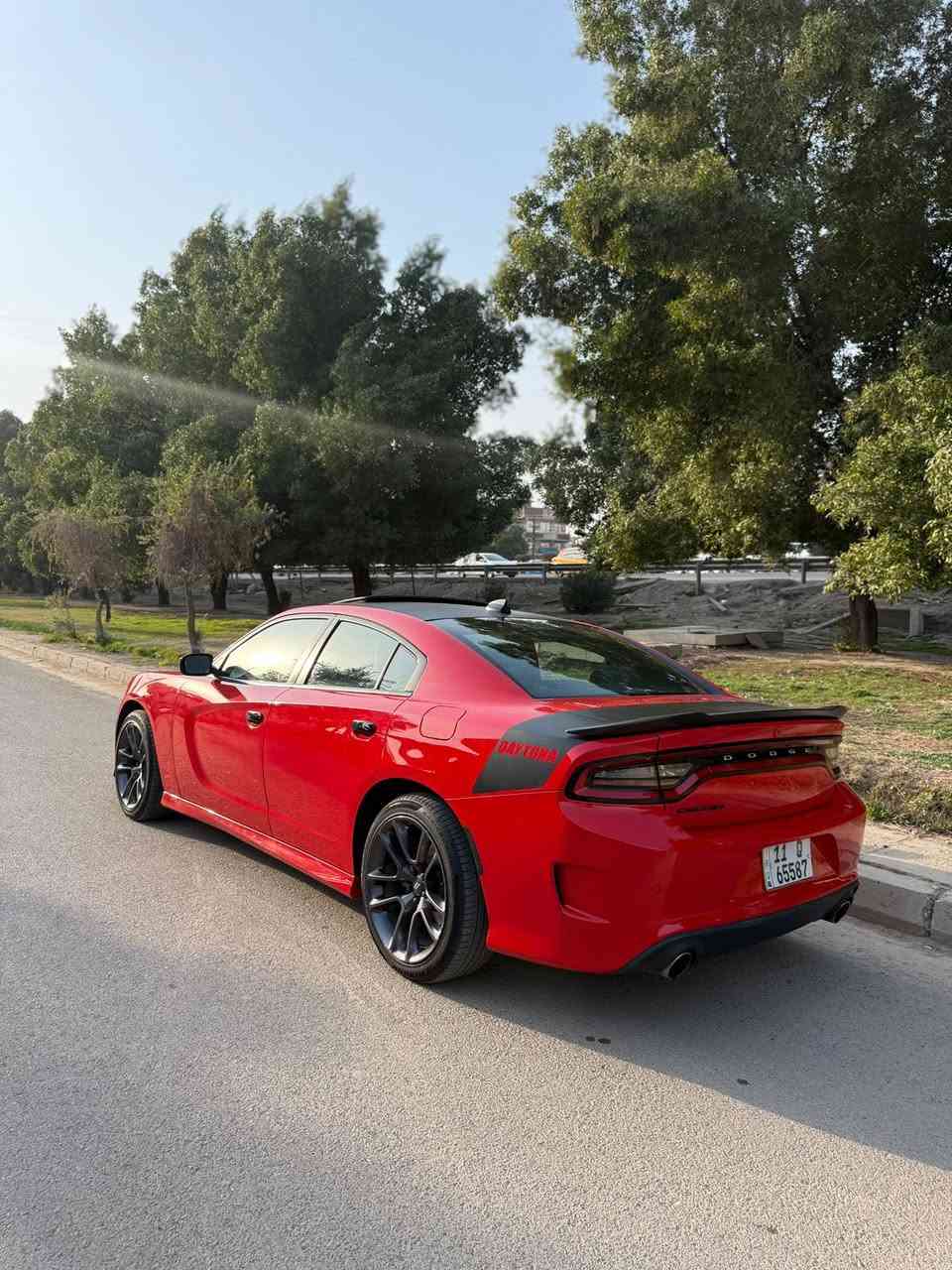 جارجر دايتونا 2023 النداء الاخير
5700 Last Call
الديتونا مختلفه بالكشنات البطاين جلد وخياط
والداشبورد جلد مع تطريز بلادي 
بالاضافه صوت الاكزوز
لون مميز ورقم بغداد بأسمي وهزه جديده 

مواصفات السياره
1.فتحه سلايد روف
2.رادار جانبي
3.حساسات خلفيه
4.ستيرن كهرباء مع تدفئه
5.كشنات كنتارا مع تبريد وتدفئه بالكشنات
6.الكشنات الاماميه كهرباء
7.لايت زنون
8.المري هيتر مع اوتو دم (تعتيم تلقائي)
9.ويل كب 20 
10.نظام Siper Track 
11.كامرا 
12.تشغيل عن بعد
13.شوته رياضيه خاصه بهاي الفئه
14.كشنات حظن مع ختم دايتونا
15.ستيكرات بلادي 
16.نظام صوت ALPINA Sound System
17.شفتات بالمقود
18.تقديم الكشن مع المقود تلقائي عند تشغيل السياره
19.خزن ميموري لكشن السائق
20.نزول المري الجانبيه عند الرجوع للخلف

ضررها بسيط فقط البنيد بارد مع بارد بالجاملغ الامامي الايسر
وبنيدها الاصلي موجود مع الدعاميه
ماشيه 20 الف ميل فقط
مكان السياره بغداد
السعر 315 ورقه
***********
