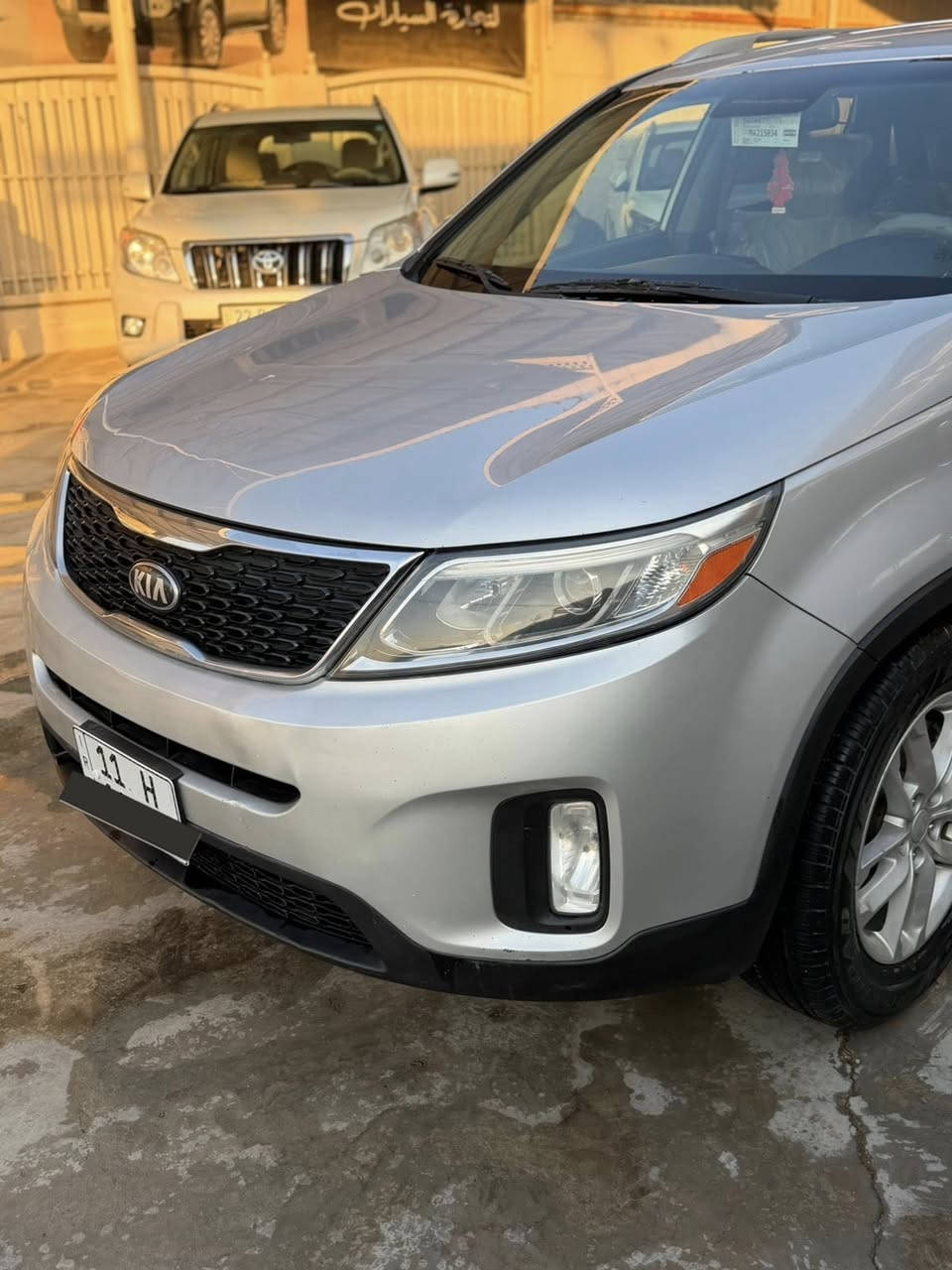 معرض الحسن لتجاره السيارات
العنوان واسط الزبيدية 

كيا سورنتو 2015 
محرك 4 سلندر 
ماشيه 160 الف 

مري شفط برادات خلفيه 
حساس امامي خلفي 

سياره مكفوله من صبغ وتبديل 

فقط 3 مكان بارد بسيط 

كلش جديده 

السعر 145$

***********
