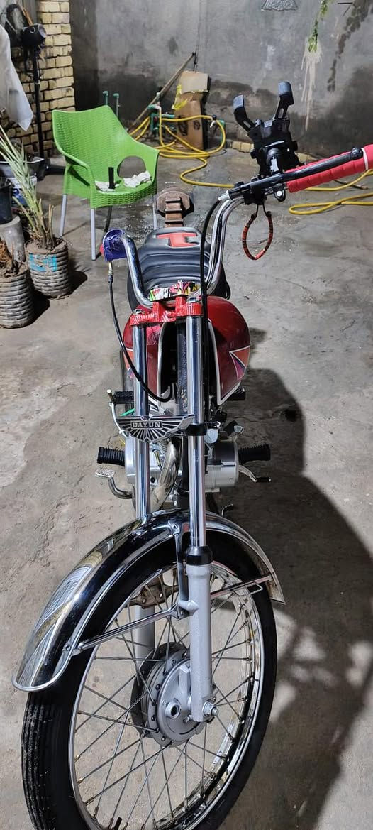 سلام عليكم نامه كلك كلك كلك للبيع  تعمير ٢٠٢٥الشاصي نامه ٢٠١٧ مكينك شلامجه اصل ٢٠٢٥ ناصريه سديناويه سعر ٧٧٥وبيه مجال للشراي رقم التلفون ***********
