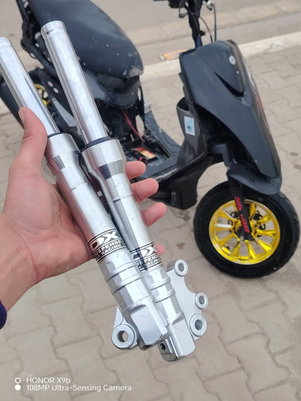 سلام عليكم دراجه ماكس لبيع مروس نفس الوكت ايراني دراجه كامله من كلشي مابيه نقص كفرات كامله وبيه بجمين بيه كلجات WF وبيه دبلات امامي قزم جديده  كهربائية شغله دراجه نكرن بكل وقت سعر 450 وبيه مجال  تصل على رقم ***********
