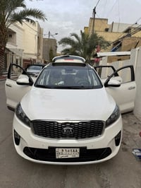 سورنتو ٢٠١٨ خليجي مابيها حادث الحمد لله ٦ سلندر تقريباً فول كشنات كهرب...