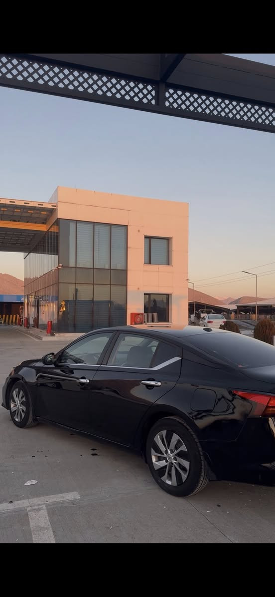 ئالتيمه ٢٠٢٠ سه ياره كه براوه ى دوبه يه واتا بي ره قمه هه موو كيانى له سه ر داقى شه ريكه ماوه گيرو ماكين و هه موو شتيكى بي حايبه ١٤٠ هه زر رويشتوه تازه داخله ژماره تلفون *********** نرخ ٨٠ گه لا ماجالى برايانه
