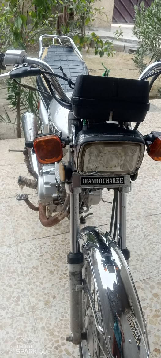 دراجة اربعة كير مديل2020 اوراق اصولي سعرها 450 عنواني كربلاء قرب مدينة سيد الاوصياء
***********
