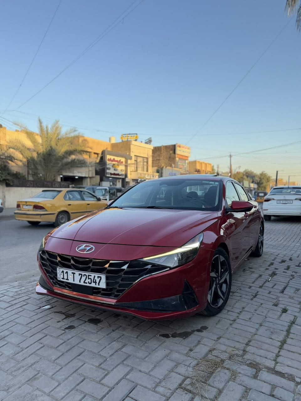 سلام عليكم النتره موديل ٢٠٢٢
حادثها كما موضح بل صوره فقط الجاملغ الخالفي 
السياره بدون اي نقص جديده ترايك وين ميعجبك 
رقم بغداد بسمي تحويل ثاني يوم السعر ١٤٨ وبيه مجال 
الاستفار الاتصال عله الرقم ***********
