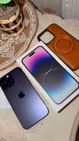 السلام عليكم 
ايفون 14 برو ماكس عربي شرق اوسط 
ذاكرة 256
بطارية 85
كارتونة وغراضة كاملة
السعر  850 
***********
