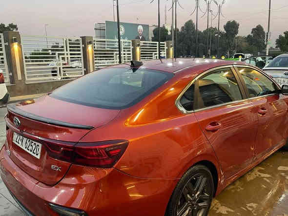 السلام عليكم كيا فورتي ٢٠١٩ ex فول
السياره وارد امريكي حادثها جانبي باب وجاملغ
وطلع بيها كلير من امريكا قطع ابيع حزام

السياره فول مواصفات للأخير رادارات سستم صوت
تدفئه تبريد كشنات وجلد

فتحه وبصمه وتشغيل عن بعد كل مواصفات الفول

السياره رقم اربيل الجديد بأسمي 

مابيها نقص السياره وهزتها جديده
مكاني شارع فلسطين
رايدها ب١٢٥

***********
