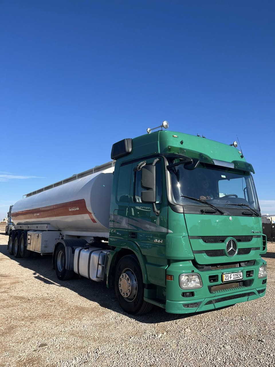 اكتروس ميكه رقم سليمانيه موديل 2009 الحجم 1844 
جاهزه على الشغل طوناج جيبي اس كله شغال متواجد في معرض بغداد الحديث العنوان الانبار الرمادي منطقه الشراع الخط السريع للتواصل ***********
***********
