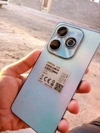 جهاز انفنكس للبيع  ذاكرة 128 مكفول  ويا كارتونه فقط  سعر 100 الف  مستع...
