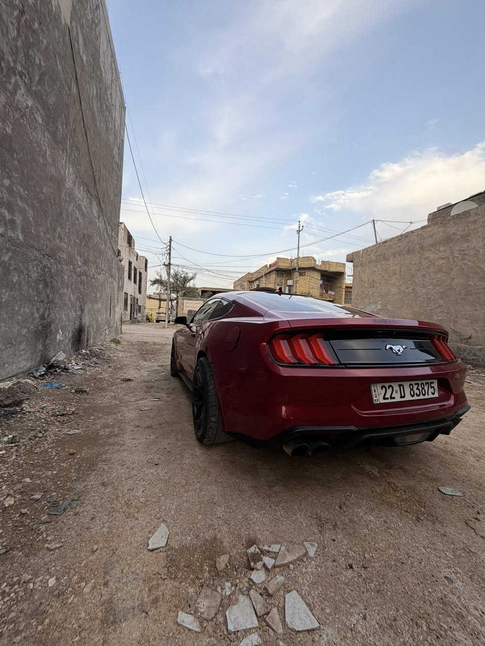 للبيع: فورد موستنك ايكو بوست 2021 🔥
سيارة شبابية فخمة ومميزة، لون أحمر يخطف النظر، شكل رياضي وهيبة بالطريق.

المواصفات:
- محرك EcoBoost اقتصادي وقوي بنفس الوقت
- موديل 2021
- الممشى: 88,000 كم
- وارد، نظيفة جداً من الداخل والخارج
- استخدام شخصي واهتمام عالي
- مو فول، لكن بيها أهم المواصفات العملية

الوضع:
- بيها قطعتين صبغ بدون دواخل (شغل نظيف)
- ما تحتاج أي مصروف
- مكفولة الفحص بأي مكان تختاره
- جاهزة للاستخدام فوراً

السيارة مناسبة للي يريد أداء + شكل + سعر مناسب 🔥

السعر: 175$
الموقع: كربلاء

للتواصل: *********** 📞
للجادين فقط
