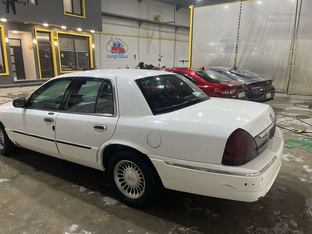 السلام عليكم فورد ميركوري كراند ماركيز  مصروف عليها كلش من ناحيه ادامه بلكات مجاول فيت بم نوزلات منضومه تبريد كامله كهرباء  كله شغال مكينه كير خير من الله مكفولات اي ضربه مابيها بنكه كهرباء حماوه تنساها شته صيف داينمو جديد دبلات خلفيه و صدر امامي جديد لايت زنون رقم كوت مشروع وطني اي محافضه تتحول السياره السعر48و بيها مجال دابيعها بهيج سعر لين مسعجل عليها 
*********** 
بغداد
