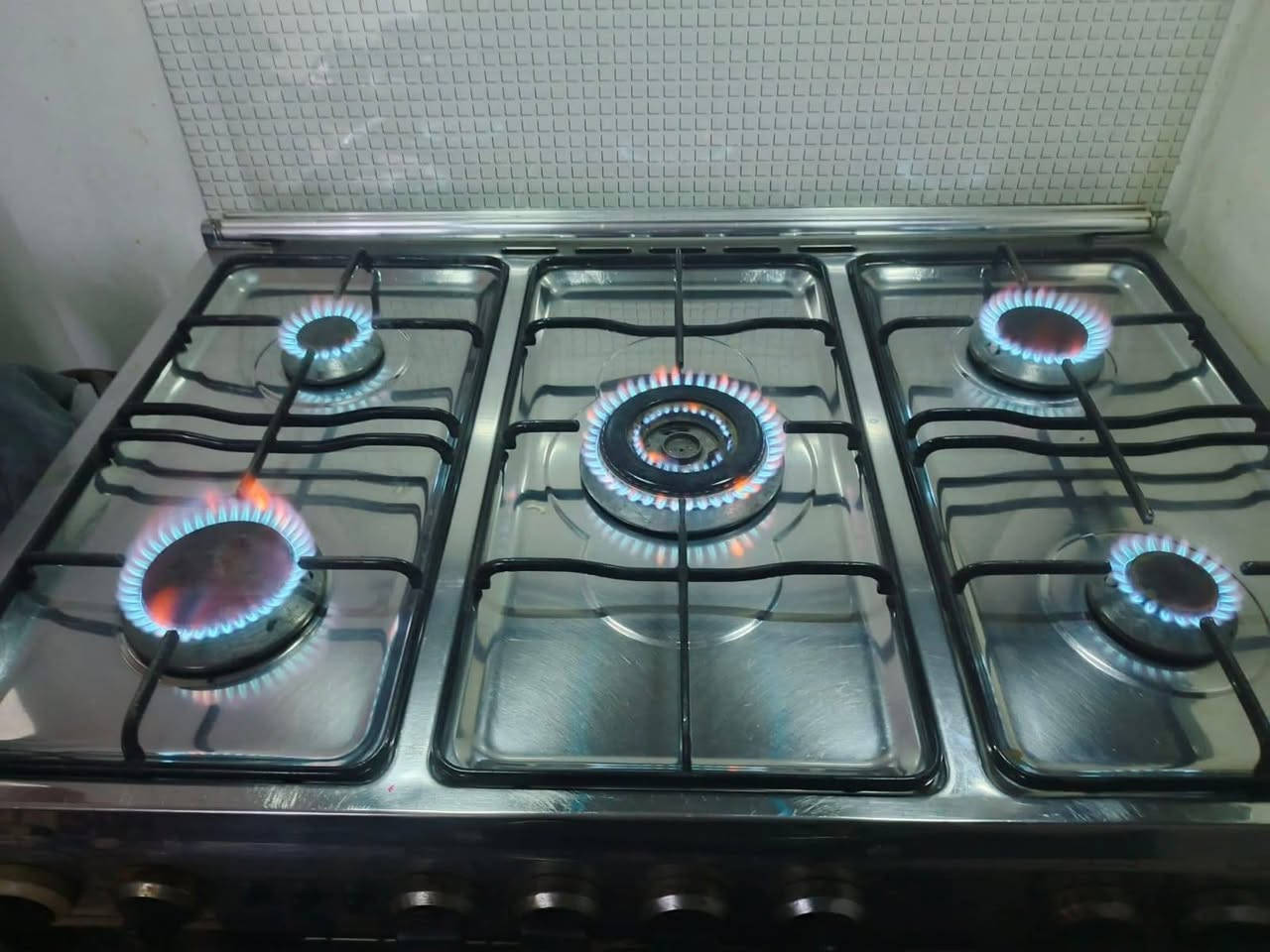 طباخ نضيف السعر 250 ومرشحه ستعمال قليل 75


**إذا كنت صاحب هذا الإعلان وتريد حذفه لأي سبب، رجاءا أرسل رسالة إلى الدعم الفني**