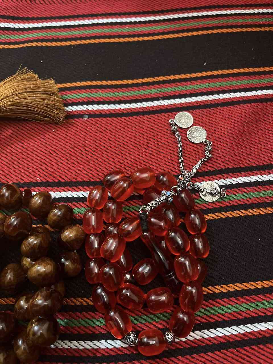 سبح سندلوس الماني قديم
الصفره١٠٠غرام

الحمره٩٦صافي

الدبسي وراشي١٥٠

للتواصل خاص اوالاتصال

***********
