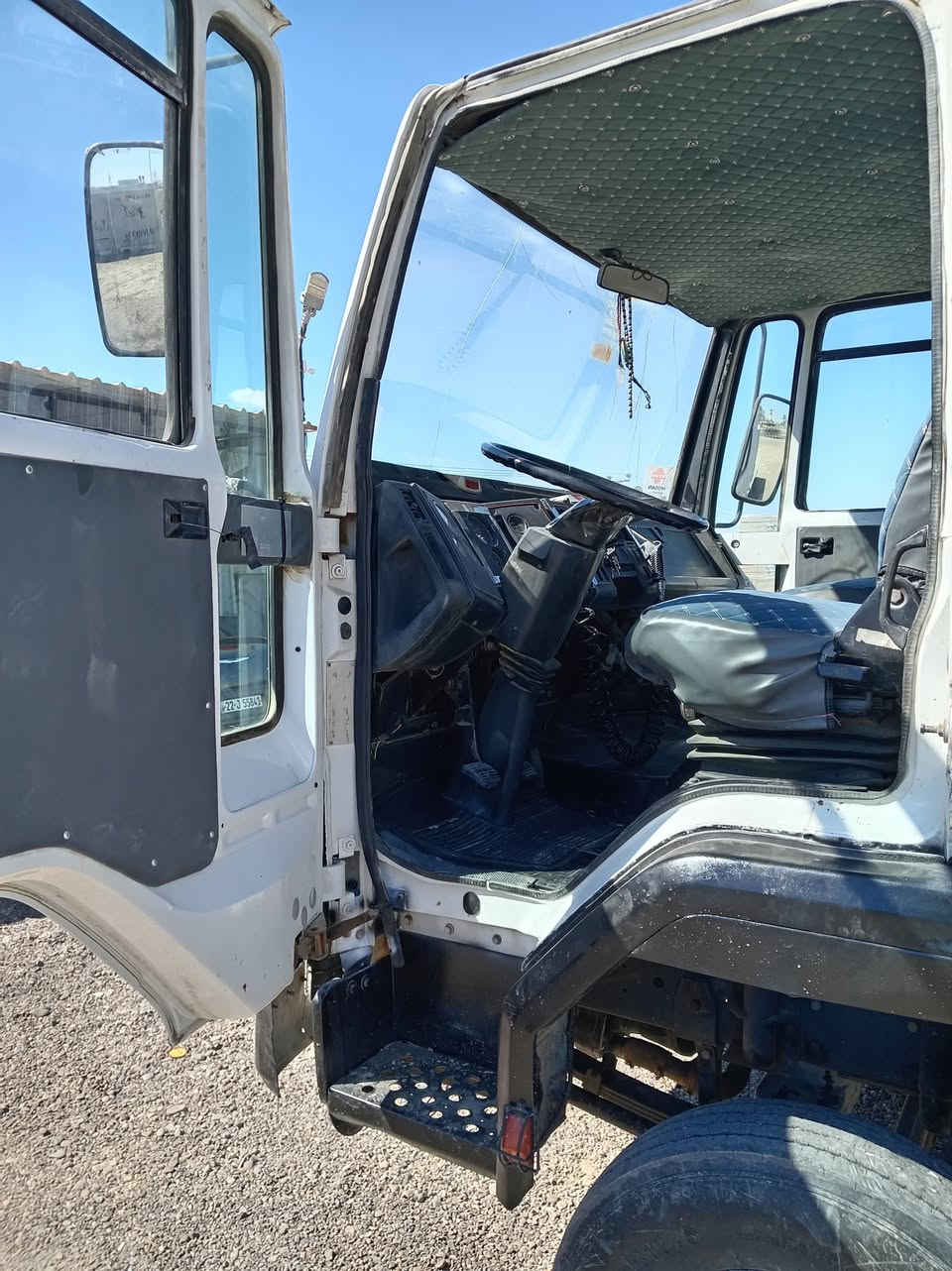 كنتر افيكو للبيع رقم صلاح الدين الجديد ٢٦ ثاني يوم تحول سياره خير من الله السعر ٧٠ وبي مجال موديل ٢٠٠٣ كامل مكمل رقم الجوال *********** كلة شغال كهربائيات مراوس حسب القناعة
