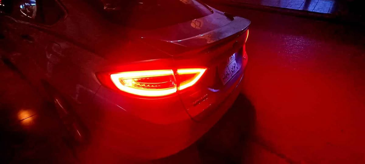 فورد فيوجن  2013 فول مواصفات تيتانيوم كلين بدون حادث سياره جاهزه من كل النواحي
موصفات دبل بصمه
كشنات كهرابيه جلد+تدفه
بريك بصمه
سلايد
محرك ٢٠تيربو بدون دبل اكسل المرغوب
السعر 100$وبي مجال
للاستفسار الاتصال بالرقم
*********** يوجد وتساب أربيل, العراق
