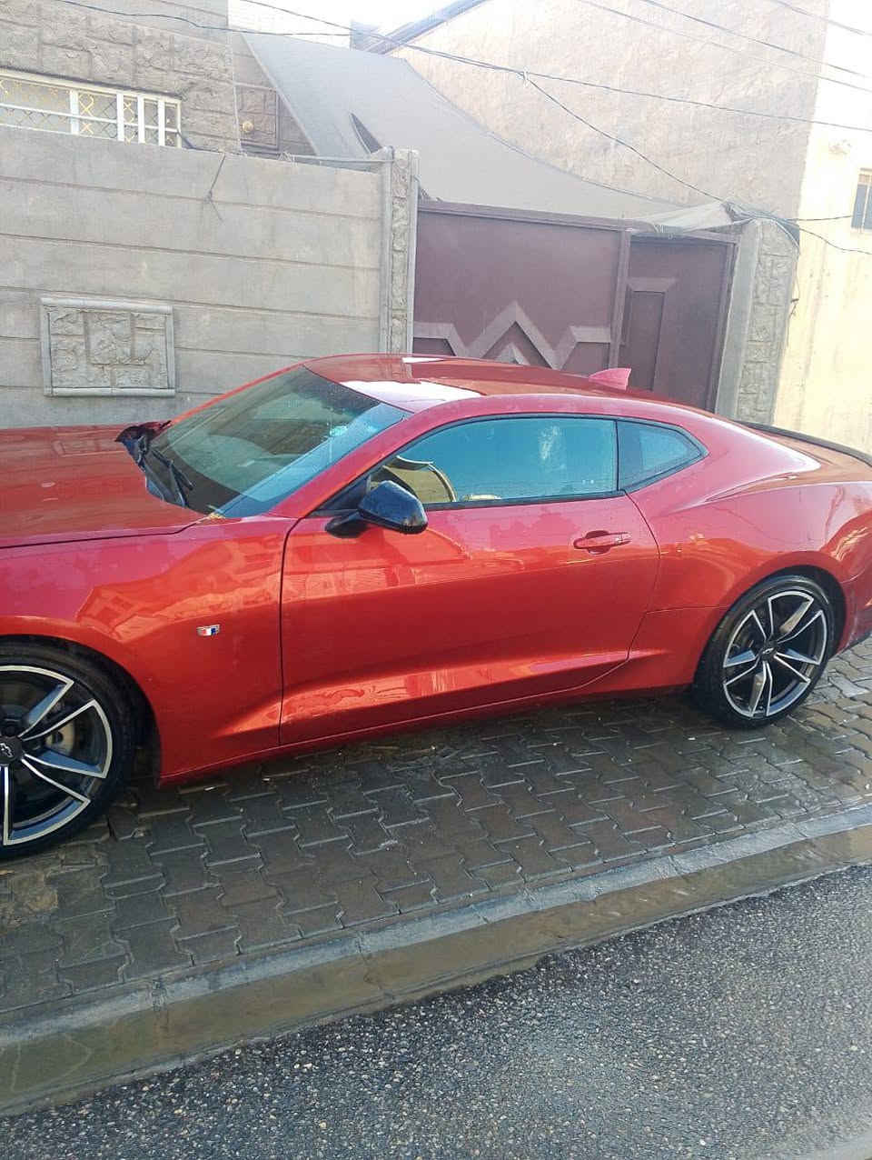 سلام عليكم كمارو موديل 21 اصل رقم وسنوية جديد ماشيه6الف سيارة جاهزة وجديده كارتون 4 تيربو  بيها فقط بنيد مبدل سعر 170 بيع ومراوس عنوان سيارة نجف رقم الهاتف ***********
