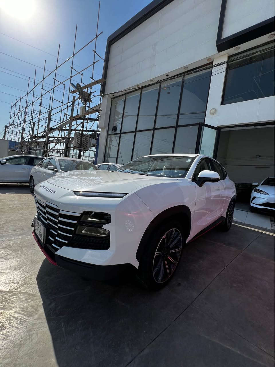 Jetour dashing  39,000 ڕۆشتیە  قەپات مواسەفات مواسەفات لێگژەری هیچی نیە  بۆ داواکردنی نرخ  ڕەقەم  تەلەفۆن
0750 226 3232 أربيل, العراق
