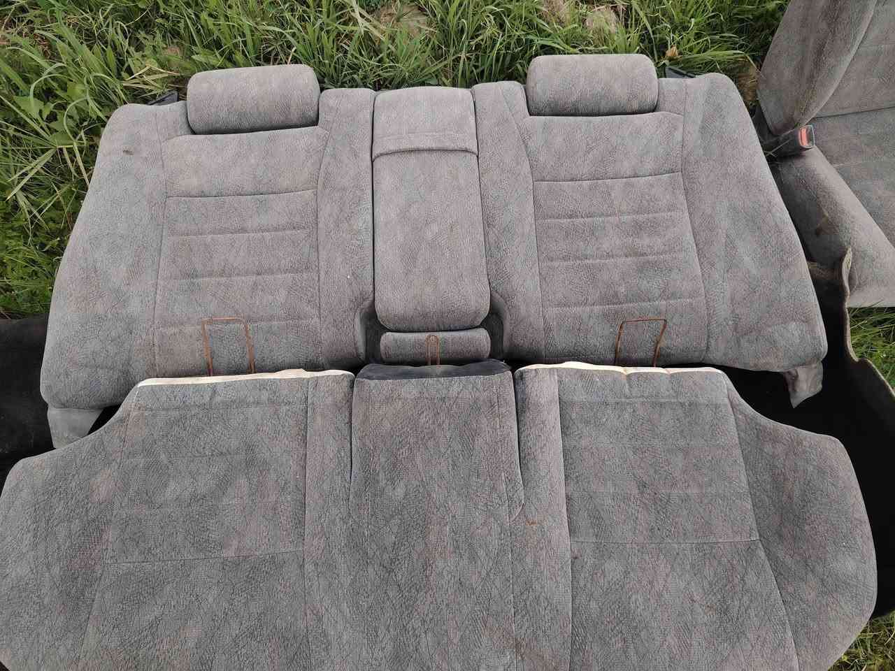 كشنات بطه حاويه بل كارتون سعر خاص ***********
