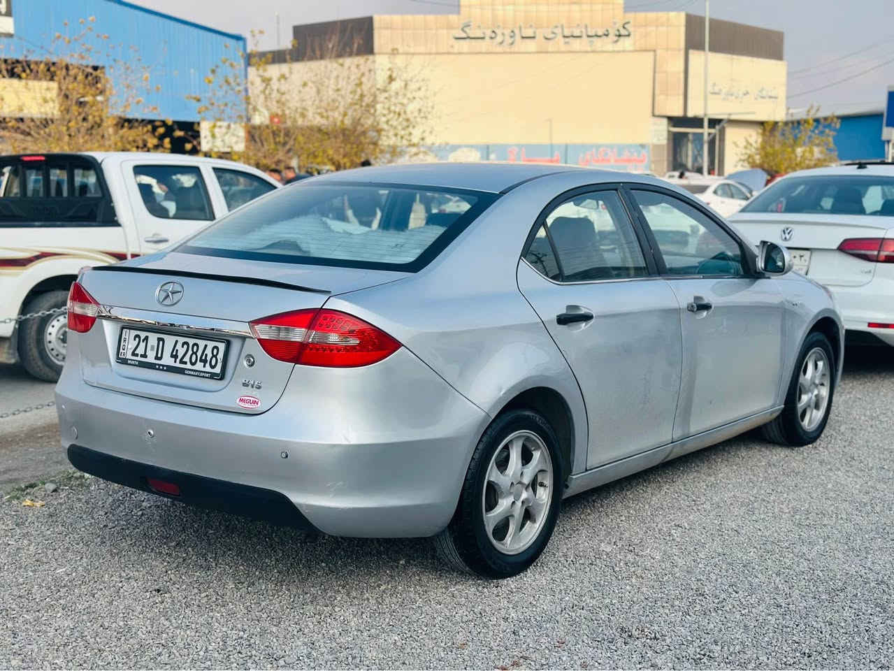 Jac 2012  
جاک مۆدیل ٢٠١٢ دوو پارچەی بۆیاخە بەبێ ناو گرتن چەمەلەغی دوای سایەق لەگەڵ دەرگای دوای سەکن هیچ ناوی پێوەنیە تووندوتۆڵی و هەموو شتێکی بەشەرتە یەک دینار مەسروفی تێدا نیە ماڵی دۆستە گێر و مەکینەی بەشەرت مەکینەی کراوەتەوە بەس بەشەرتی وەستا یەک نوقسانی تیا نیە سەنەوەی نوێیە ٢٠٢٩ بەناو کردن و هەموو شتێک بەشەرت 
سعر / 60 گەڵاو و کەمێک مەجال 
شوێن/ ڕانیە / حاجیاوا 
ژ.م/ *********** رانية, السليمانية
