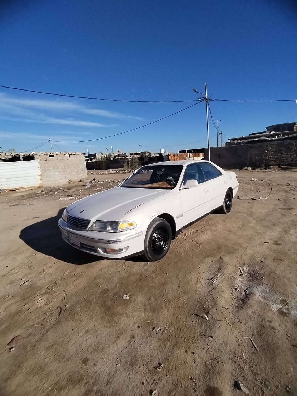 اسلام وعليكم مارك  الفينيه مكصوص جنطه قفط الباقي كفاله سنويه 26شهر10 صاعده هزه وكمله مكينه كير ونجي خير من الله حداده حلوه تايرات نص عمر غرفه جديده خيسات مابيه فقط هلال وحد موضحه بل صوره مكفوله من الضربه السعر40مكاني بصره فاو ***********
