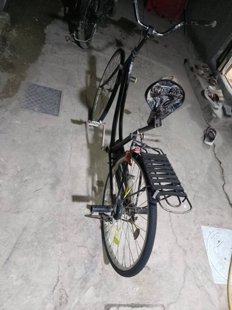 سلام عليكم 
باسكل للبيع 
نضيف لون اسود 
موديل 20
باسكل ماعايز شي بس جاملغات 
سعره 60 وبي مجال شراي علق واني ارسلك
مكان نجف براكيه شارع المطار القديم


**إذا كنت صاحب هذا الإعلان وتريد حذفه لأي سبب، رجاءا أرسل رسالة إلى الدعم الفني**