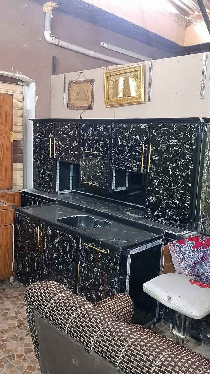 كاونترات جديد احجام مختلفه زورونا معرض السليمانية البيع وشراء الاغراض المنزليه...قادسيه قطعه500.تواصل عل الرقم واتس اب ***********...تجدون مايسركم .ادارة.سعد الامير
