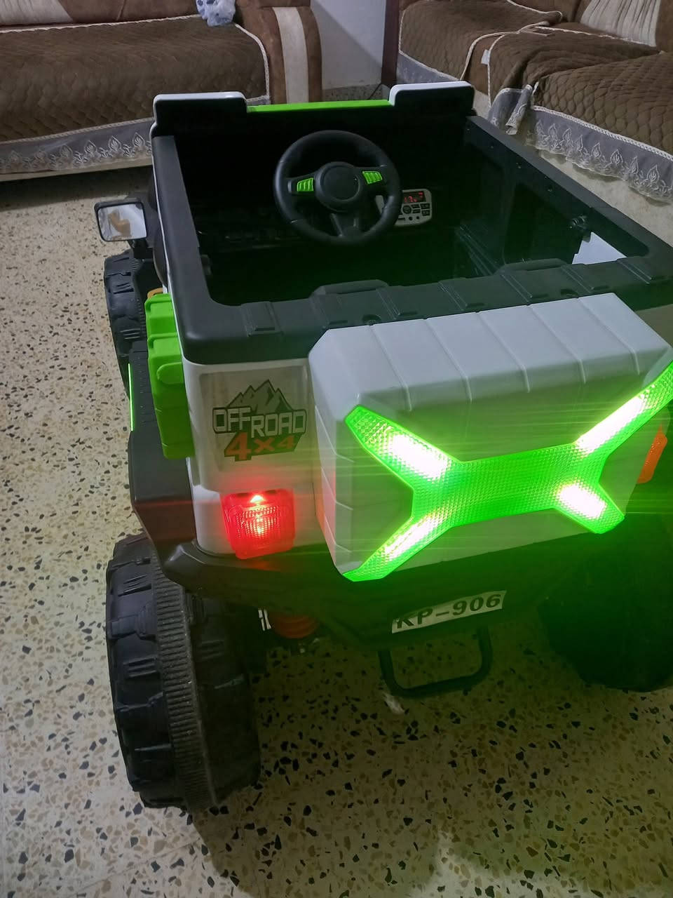 سياره اطفال 4 عجلات مستعمله شي بسيط كلشي بيها شغال سعر 125 الف لتواصل خاص


**إذا كنت صاحب هذا الإعلان وتريد حذفه لأي سبب، رجاءا أرسل رسالة إلى الدعم الفني**