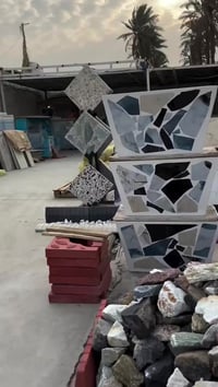 نقدّم لكم سنادين مرمر فاخرة بأناقة تليق بمساحاتكم ✨  🪴 الأحجام المتوفر...