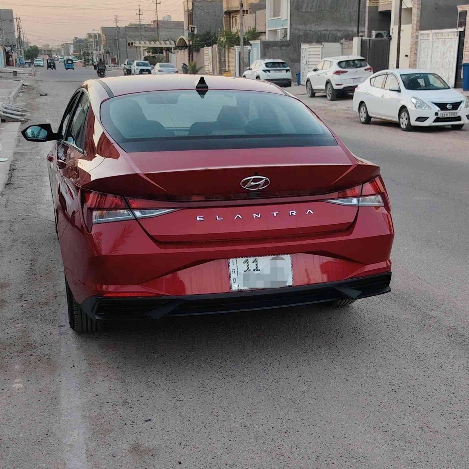 السلام عليكم
سياره النترا للبيع موديل 2023 وارد ضرر كلش بسيط فقط شخط اسفل الباب خلف السايق ونصبغ نص باب فقط ايرباكات سليمه دعاميات كبس على وضع الشركه كير ومحرك دوش  مكفولات ماشيه 60 الف كيلو مو ميل نص فول تخم تاير جديد صدر امامي وخلفي مكفول السياره رقم بغداد بأسمي
***********
