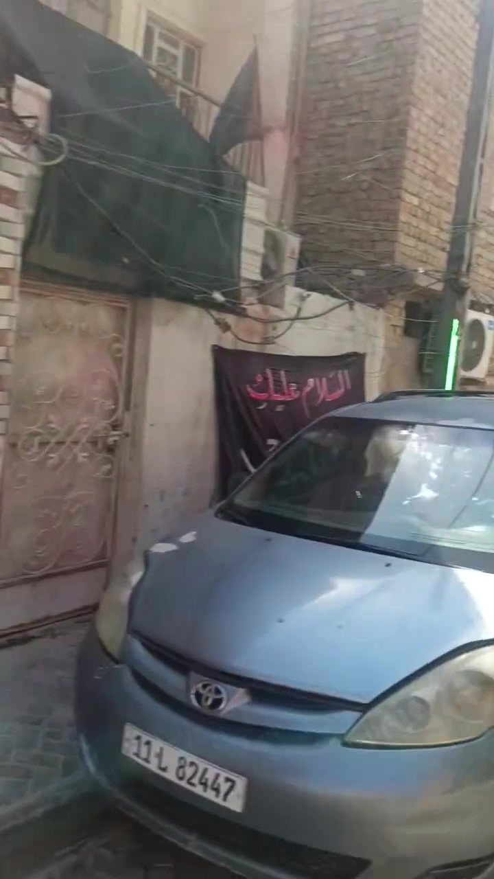 نصف قطعه نضيفه كولش عكاده قاطين للبيع قطاع 68   قريبه على الساحه المسبح القديم مقابيل سوق الكياره قريبه على تقاطع نادي الجولان   3غرف نوم واستقبال وحولي نضيفه كولش   السعر 120   
***********
