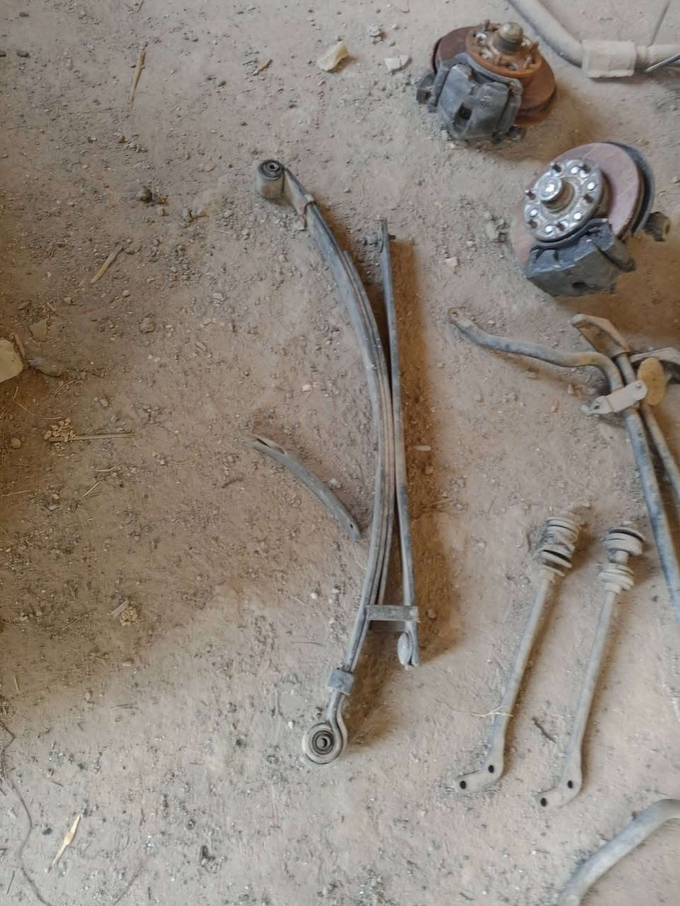 السلام عليكم
غراض جنبي h1 لبيع شتريد موجود الشراي يتصل 
***********
***********
 المكان بغداد ابوغريب
