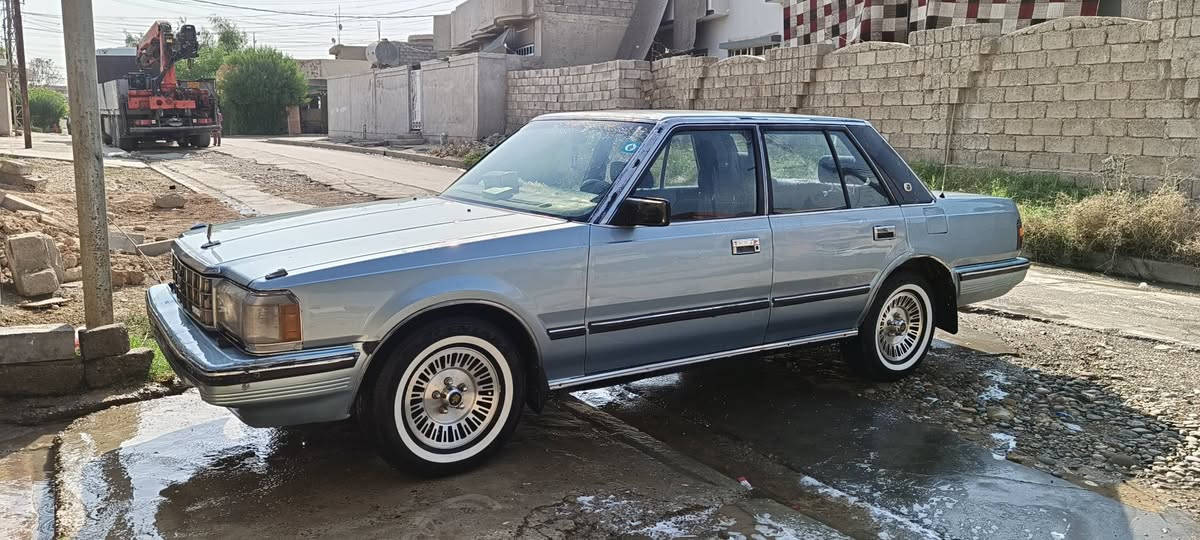 للبيع سوبر 85 محرك بطى 2.5 شرط الشرعي موجود بل موصل سياره نضيفه باقي التفاصيل على الرقم ***********
