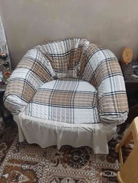 سبع مقاعد • مفرش هدية • الزعفرانيه