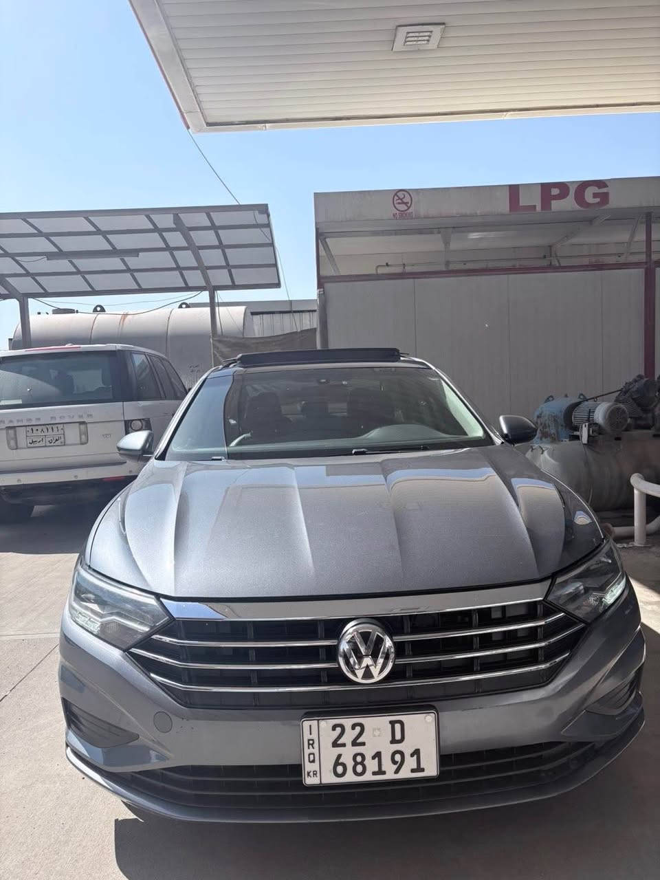 جيتة ٢٠١٩ seفول مواسةفات
چاملغي دواوةي سايةق نيوة دةركةك كليرة
سئ چار دينك تةزرةي هةية
پيش كةپس بي ايرباگ سةيارةكة بة كلين داخيل بوة دةحمي اوروپاي نية تةبريت و گيرو مةكينة بةشةرت تةقةو رةقةي نية 
چار تايةي لوكي تازة لو بةستراية
*********** أربيل, العراق

