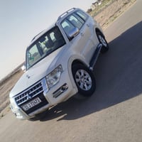 باجيرو • ٢٠١٠ • فول مواصفات