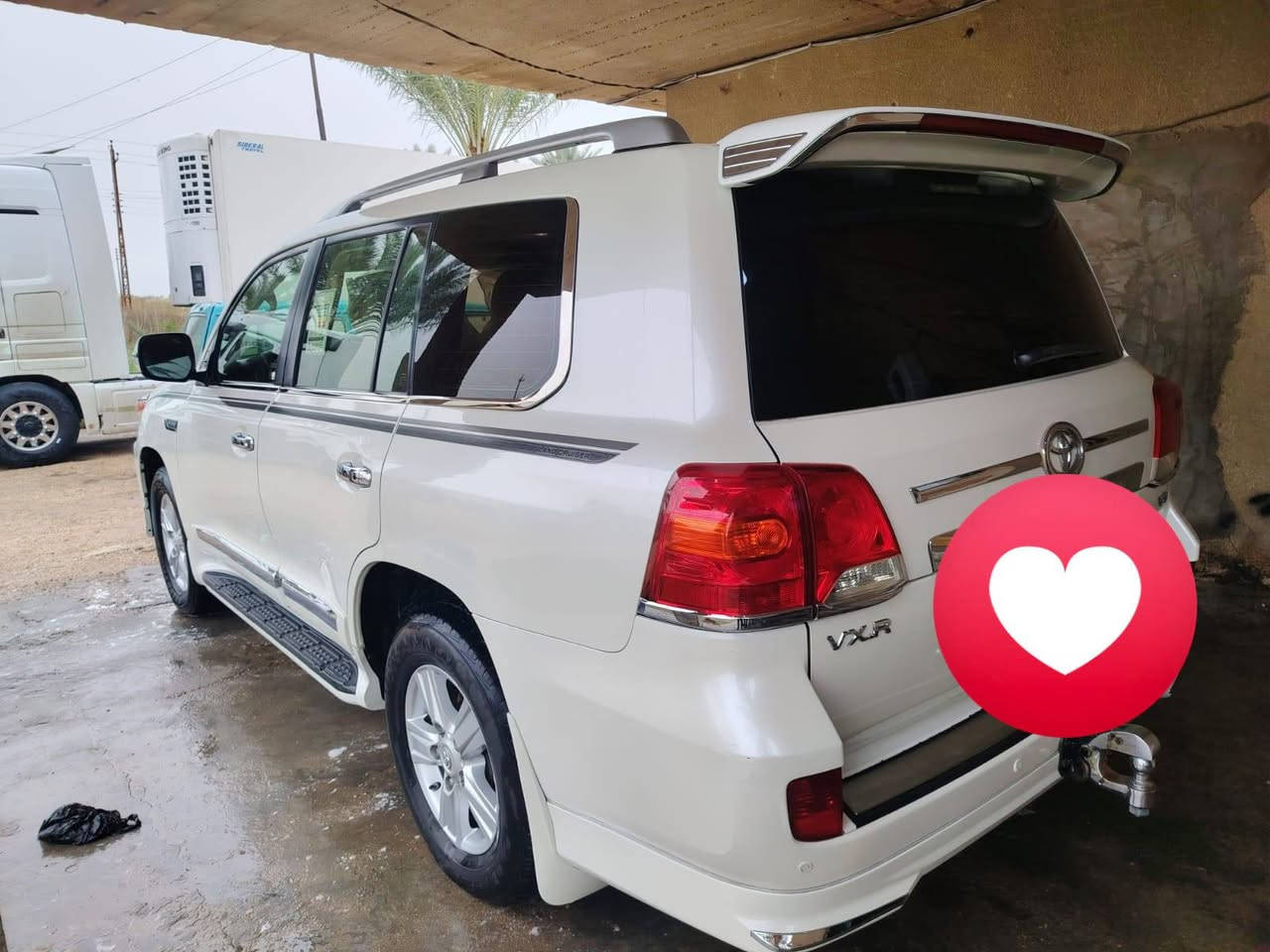 السلام عليكم ورحمه الله وبركاته 
لاندكروز للبيع 
رقم بغداد 
فول مواصفات 
8اسلندر فقط للجناية 
للاستفسار الاتصال على الرقم 
***********
