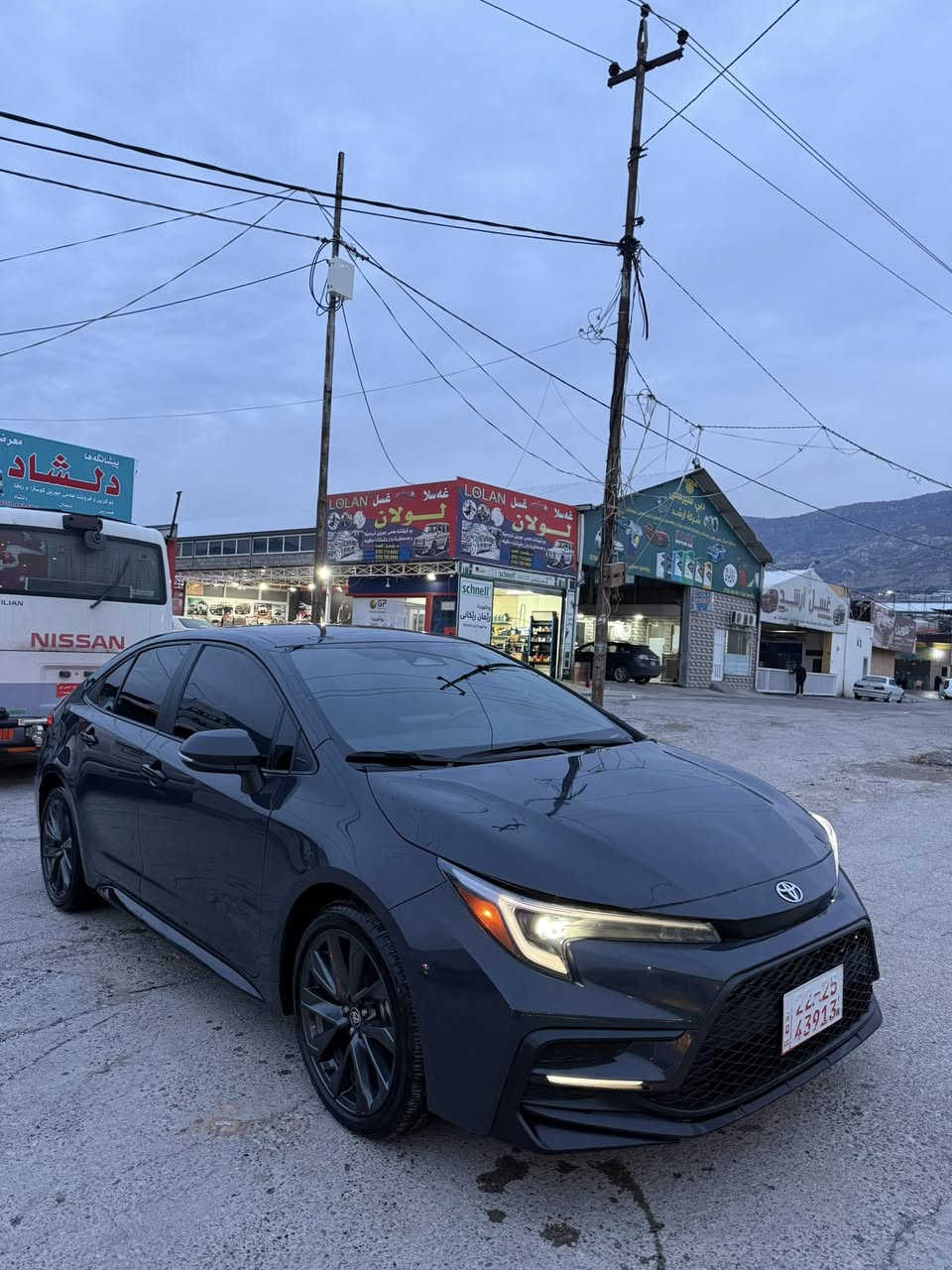 كورلا  se سمنتى ٢٠٢٤ نيف بوند صبغ بئ داخلى و إرباگ 
مواصفات se داخلى سپى وبصمه وشغال 
١٩ هزار كم چويه.
كورلا se لون سمنتي ٢٠٢٤ نص بوند صبغ بدون دواخل وإرباگ
مواصفات se داخلي ابيض وبصمه وتشغيل عن بعد 
١٩ الف كم ماشي.
سعر ١٤٨ ومجال   ت/ ***********   ( دهوك )
