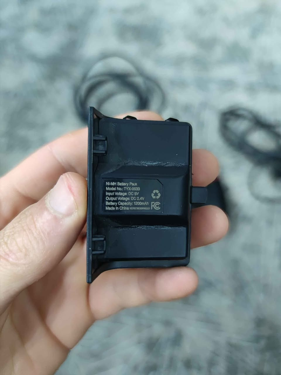 جهاز اكس بوكس سيريس اكس كلش نظيف و بدون عيوب ، العدسة و كلشي بيه شغال ، فقط منفذ ال
HD
مبدل بواحد بلادي 
و اليدة مخلي له گير مغناطيسي احسن من العادي 
و بيه حساب 
Gamepass Ultimate 
يخلص بتاريخ 
3/6/2026
و وياه بطارية لليدة

الجهاز بدون كارتون ،  وياه الغراض البلادية با الكامل

ب 520 الف و بيه مجال🛑🛑
توصيل ما عندي و مراوس ما عندي بيع فقط🛑🛑
متواجد عل فيس و عل واتس اب 

***********

عنواني : كركوك ، نهاية روناكي ، قرب تقاطع حي النصر يم الترافيك لايت كركوك, العراق
